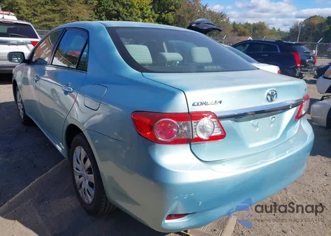 2013 Toyota Corolla Le z USA, uszkodzony, nr VIN 2T1BU4EE5DC114497